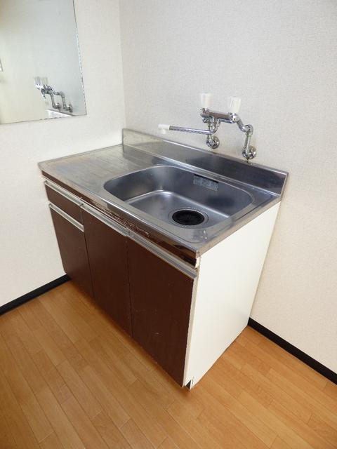 キッチン／卓上ガスコンロ、もしくはＩＨコンロご利用いただけます