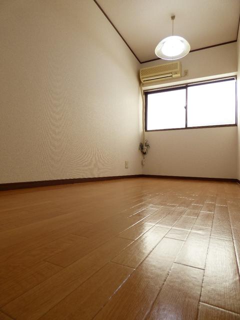 リビング以外の居室／２階居室