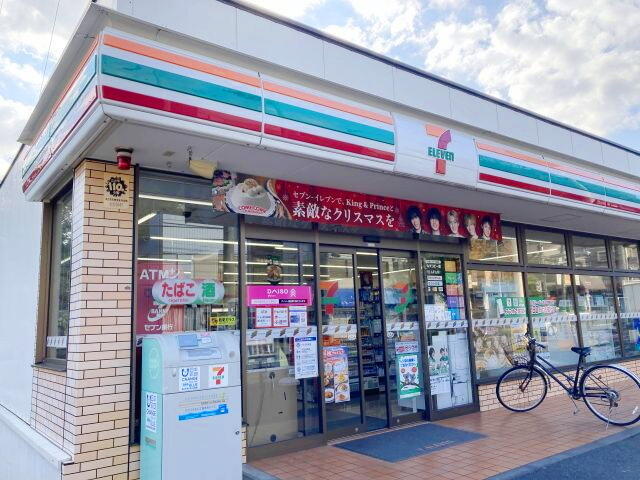 セブンイレブン横浜六ツ川店 (80m)