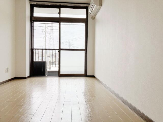 ※写真は同物件の別室のものです。