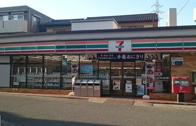 セブンイレブン川崎馬絹東店 (441m)