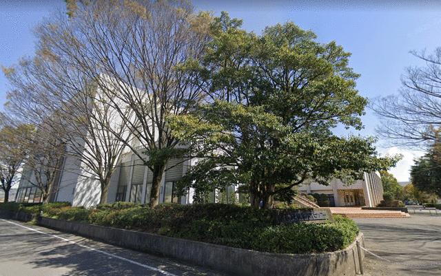 南足柄市体育センター温水プール (888m)