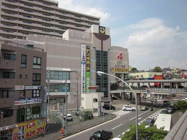 二俣川駅 (1,755m)