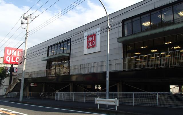 ユニクロ横浜六ッ川店 (960m)