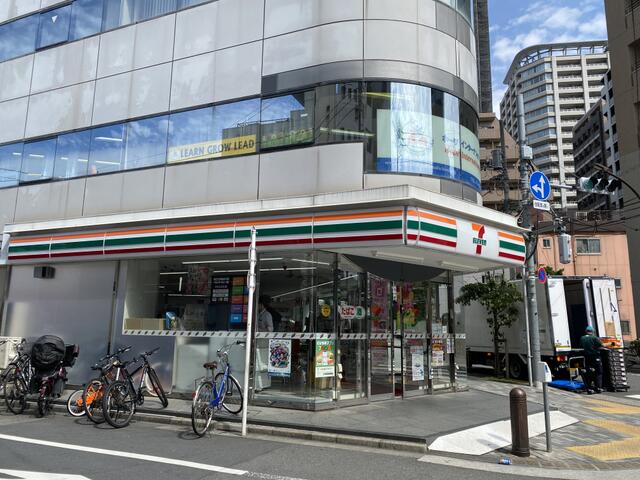 セブンイレブン京急蒲田駅前店