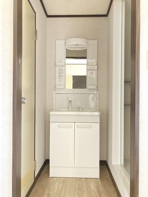 洗面台も新品