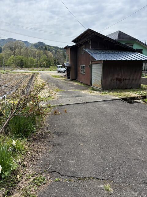 detached 秋田県仙北市西木町桧木内字吉田 地図を見る