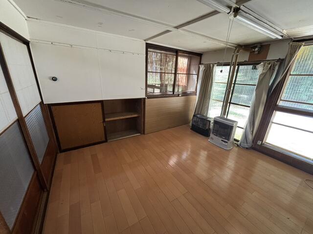 detached 秋田県仙北市西木町桧木内字吉田 地図を見る