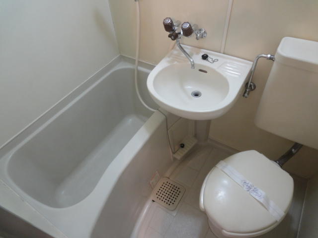 浴室／洗面台付バス