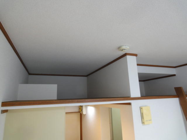 リビング以外の居室／ロフトには収納たっぷり