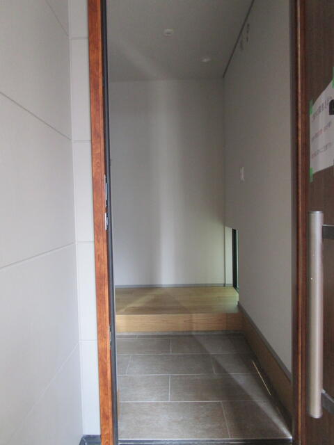 玄関／Ａ号棟の玄関にはシューズインクローゼットがございます。ＳＩＣ