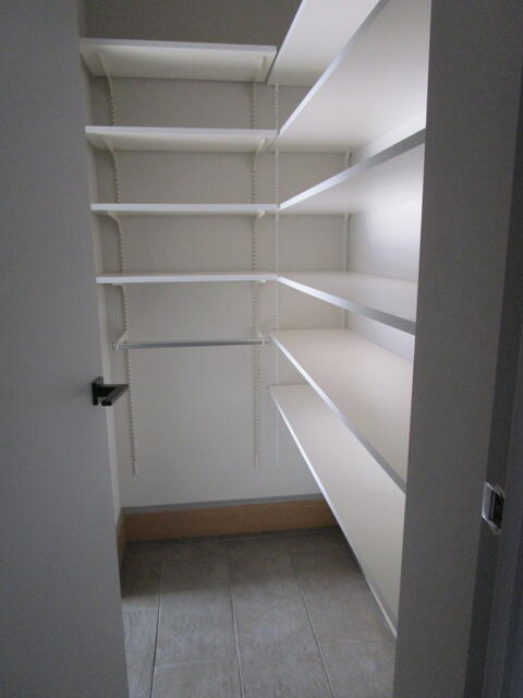 収納／Ａ号棟の玄関にあるシューズインクローゼットがございます。ＳＩ