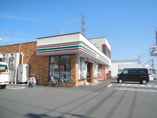セブンイレブン相模原緑が丘１丁目店 (228m)