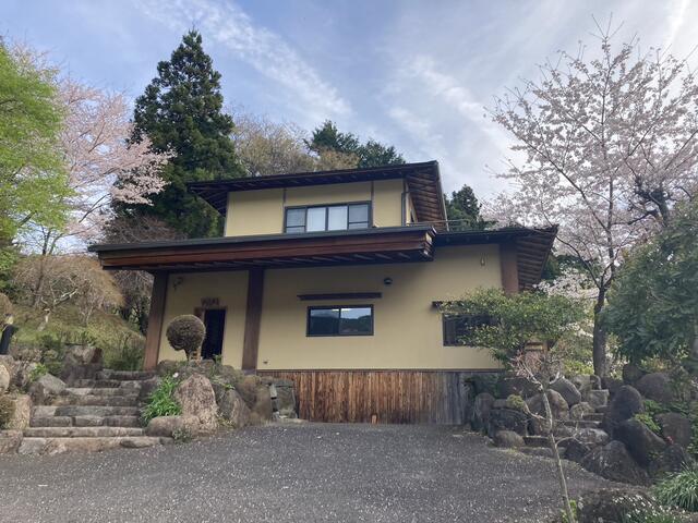 神奈川県伊勢原市の一戸建て | 1.5億円 | 4LDK | 3106.68m² | Akiyama house finder
