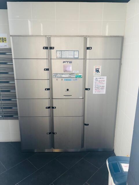 共用部（その他）／留守の際の荷物の受け取りに便利な宅配ＢＯＸ完備／撮影日2025-09-06