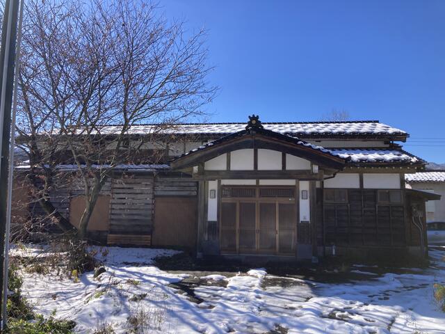detached 新潟県糸魚川市大字東中 地図を見る
