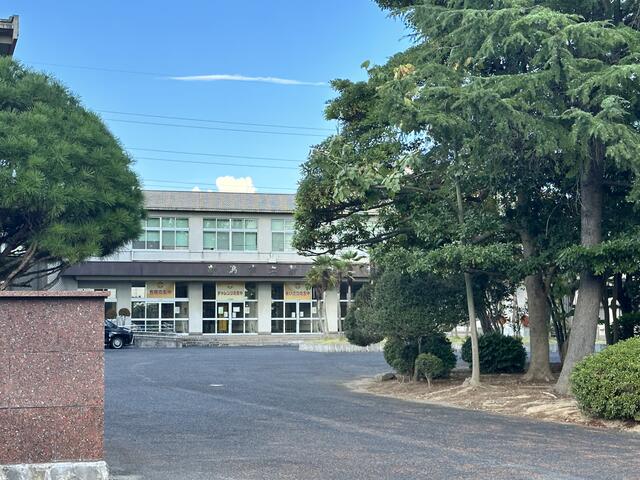 新潟市立新津第五中学校 (345m)