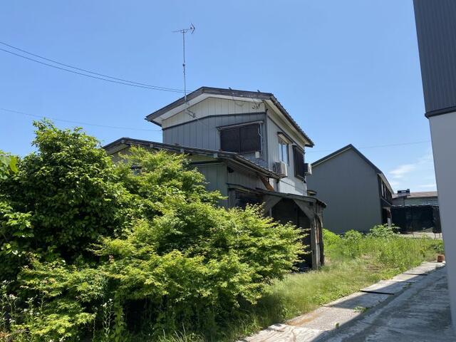 detached 新潟県小千谷市大字小粟田