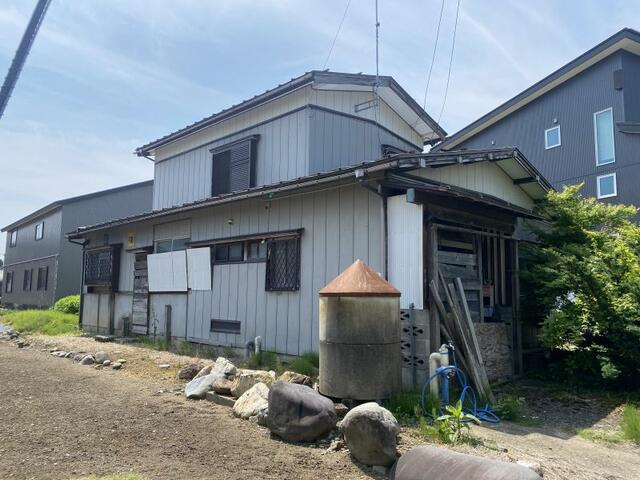 detached 新潟県小千谷市大字小粟田