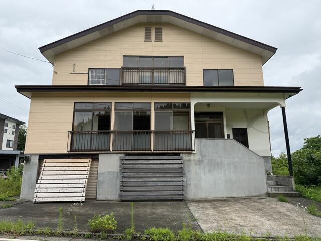 detached 新潟県小千谷市大字岩沢