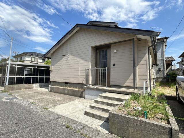 新潟県新潟市の一戸建て | 1199万円 | 4LDK | 165.85m² | Akiyama house finder