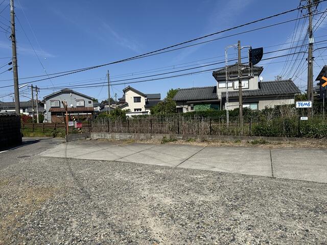 現地（駐車場）
