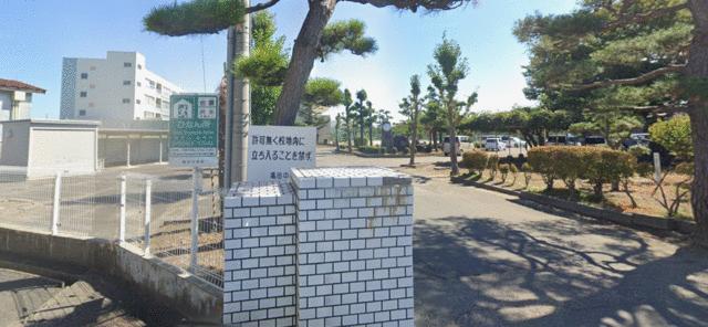 新潟市立亀田中学校 (468m)