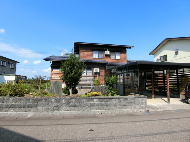 新潟県上越市の一戸建て | 1400万円 | 5SLDK | 436.69m² | Akiyama house finder