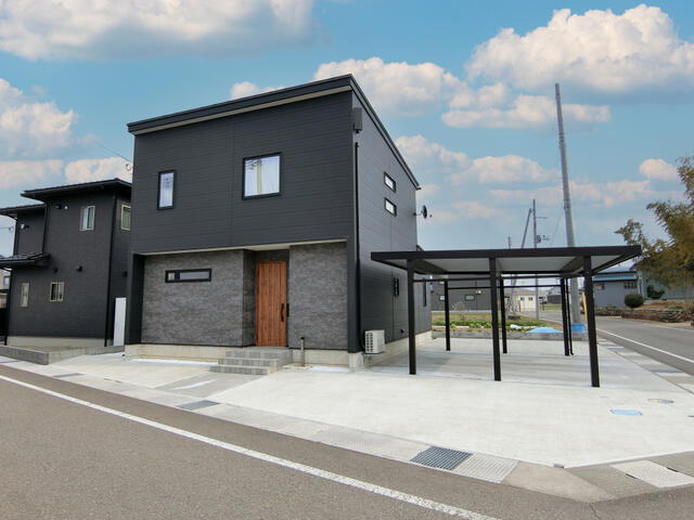 新潟県上越市の一戸建て | 3750万円 | 3SLDK | 225.06m² | Akiyama house finder