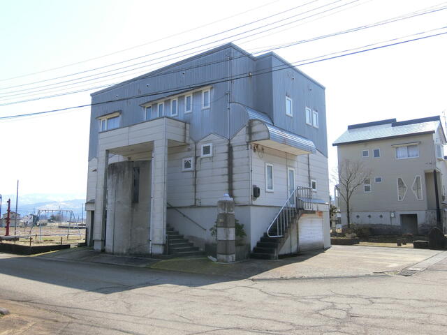 新潟県妙高市の一戸建て | 1200万円 | 5LDK | 367.57m² | Akiyama house finder