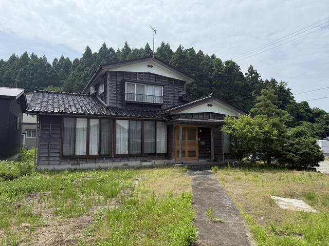 detached 新潟県柏崎市西山町新保 地図を見る