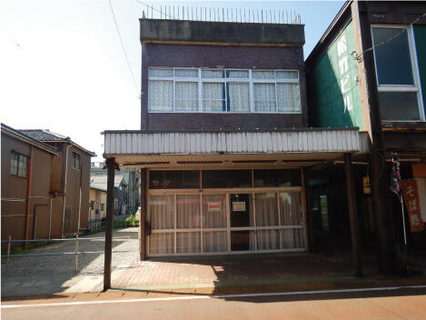 detached 新潟県燕市吉田中町 地図を見る