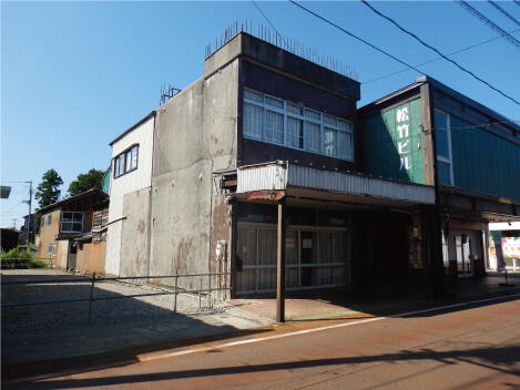 detached 新潟県燕市吉田中町 地図を見る