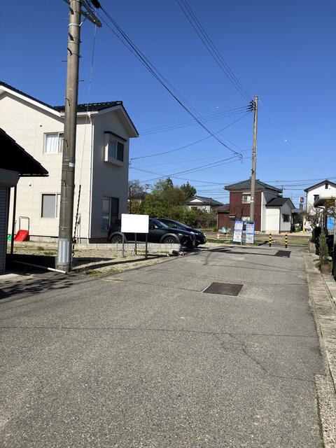 前面道路は開発道路です