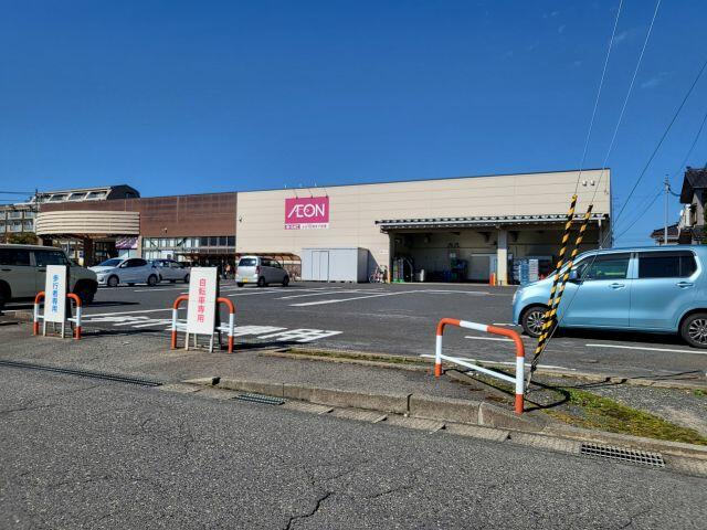 イオン亀田店様（スーパー） (218m)