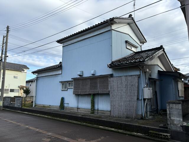 detached 新潟県三条市西大崎１丁目 地図を見る
