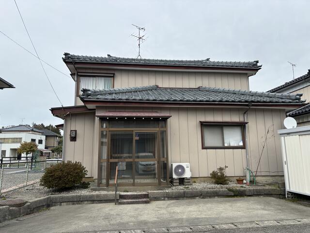 detached 新潟県南蒲原郡田上町大字田上 地図を見る