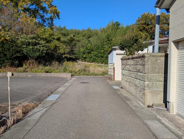 detached 新潟県西蒲原郡弥彦村大字矢作 地図を見る