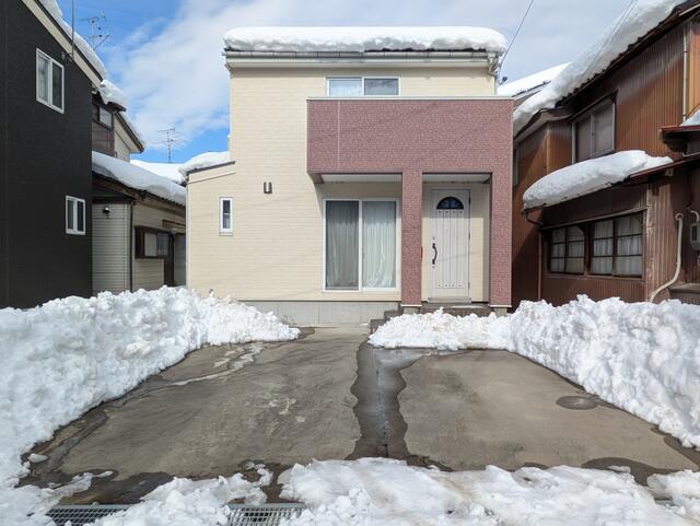 新潟県三条市の一戸建て | 1880万円 | 4LDK | 128.89m² | Akiyama house finder