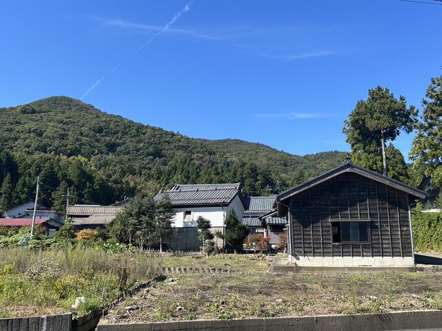 detached 新潟県燕市長辰 地図を見る