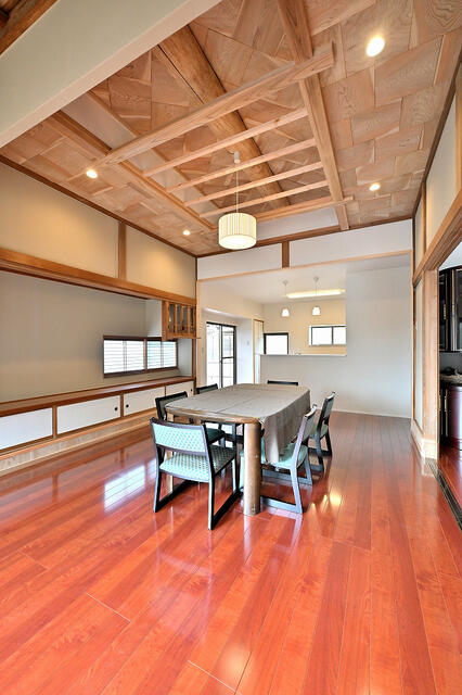 detached 新潟県西蒲原郡弥彦村大字弥彦 地図を見る