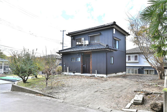 新潟県長岡市の一戸建て | 980万円 | 3LDK | 263.57m² | Akiyama house finder