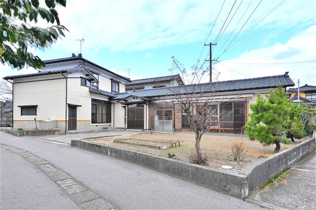 detached 新潟県新発田市藤塚浜 地図を見る