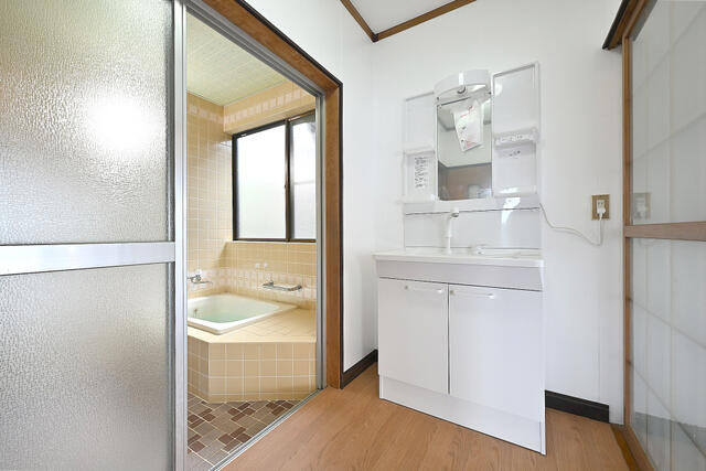 detached 新潟県新潟市南区東笠巻新田 地図を見る