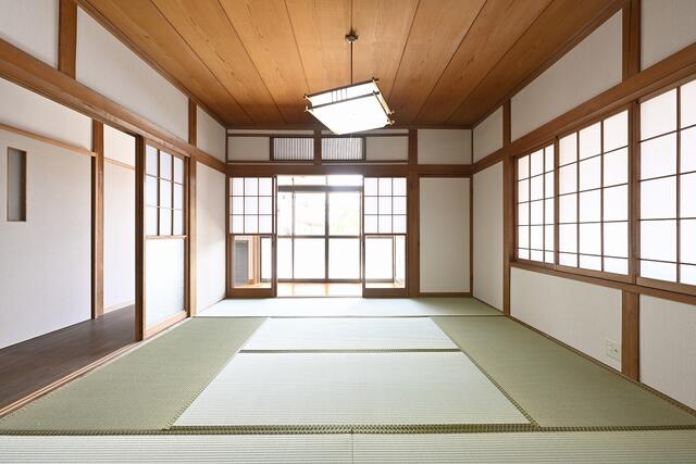 detached 新潟県西蒲原郡弥彦村大字上泉 地図を見る