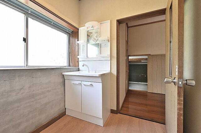 detached 新潟県加茂市大字下条 地図を見る