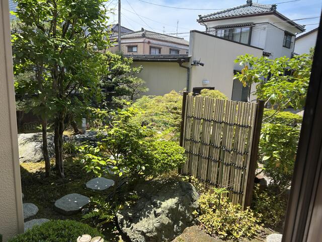 庭／自動散水機完備の庭園／撮影日2026-06-01