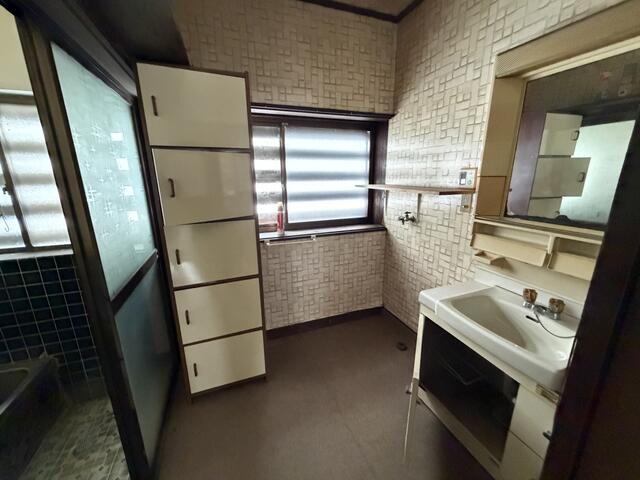 detached 新潟県南魚沼市余川 地図を見る