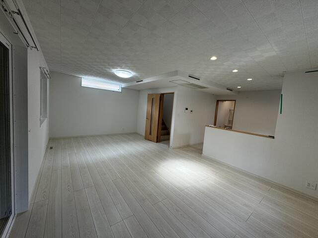 detached 滋賀県愛知郡愛荘町豊満 地図を見る