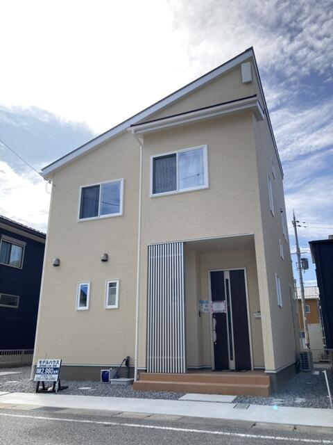 detached 滋賀県愛知郡愛荘町豊満 地図を見る